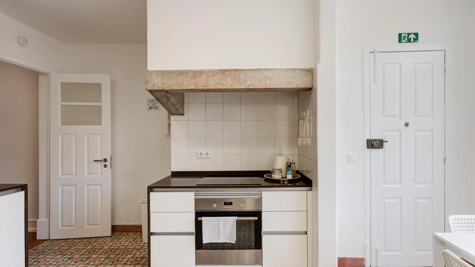 Home Out Rooms & Apartments