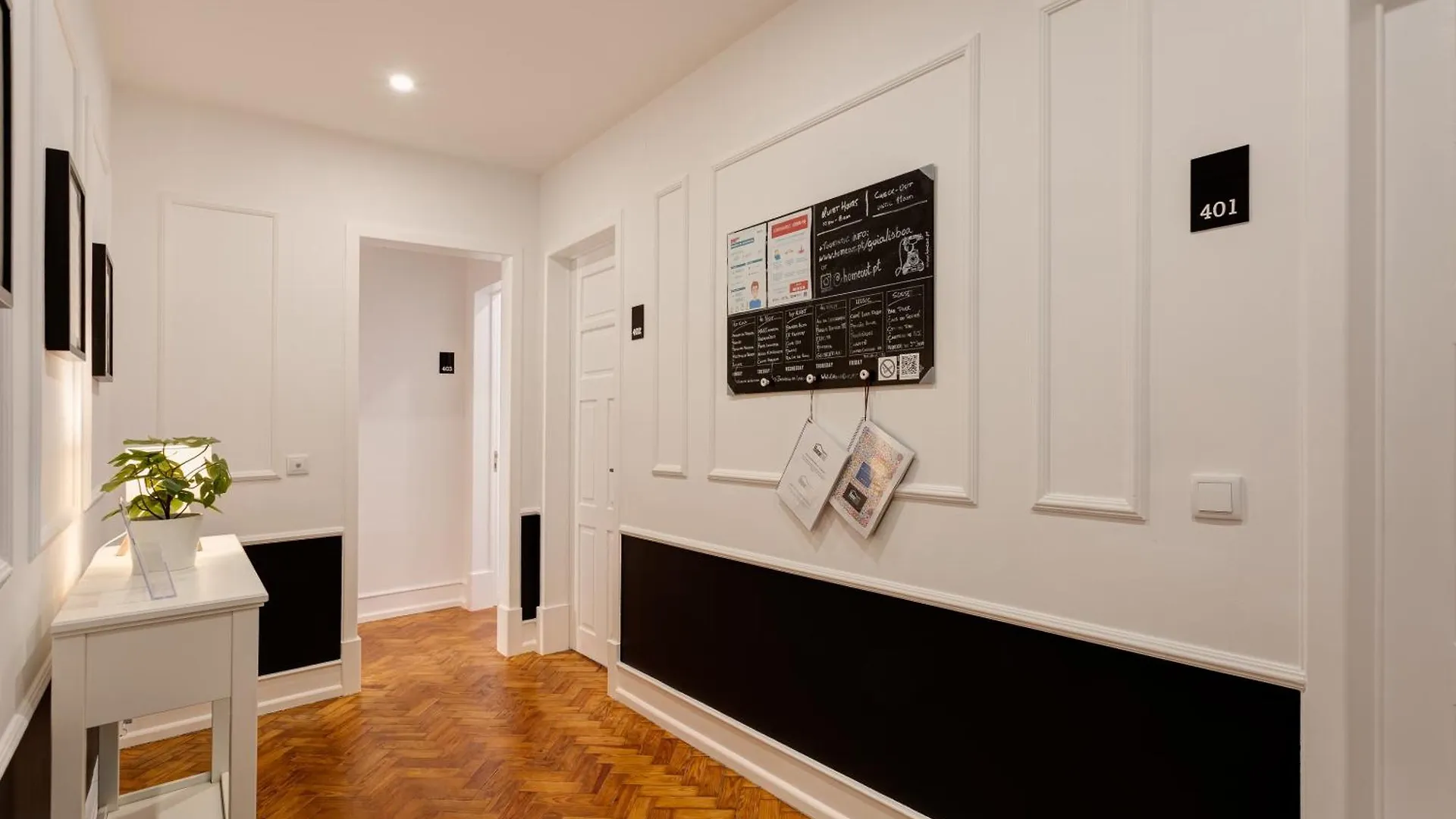 Home Out Rooms & Apartments Portugal