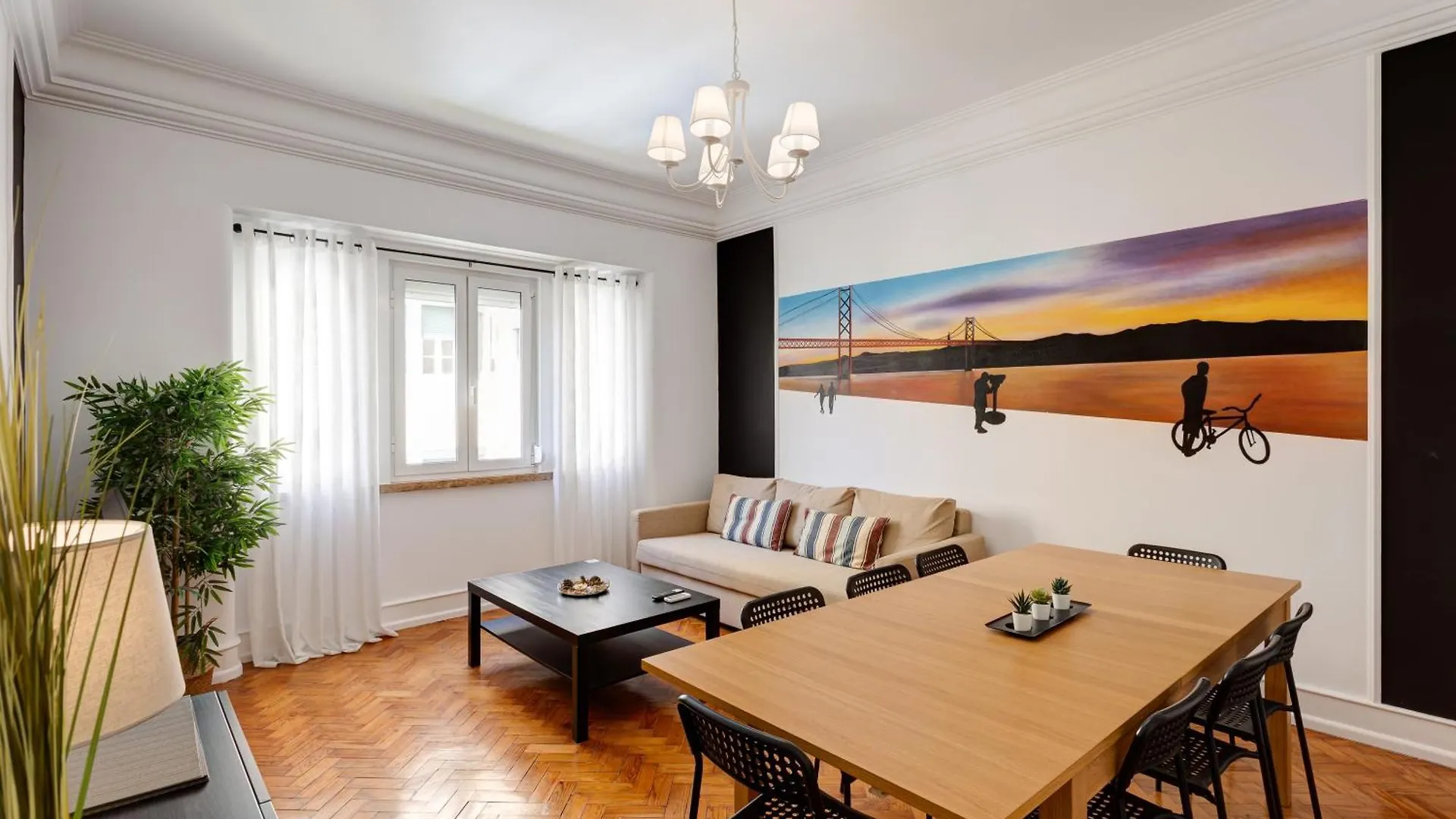 Home Out Rooms & Apartments
