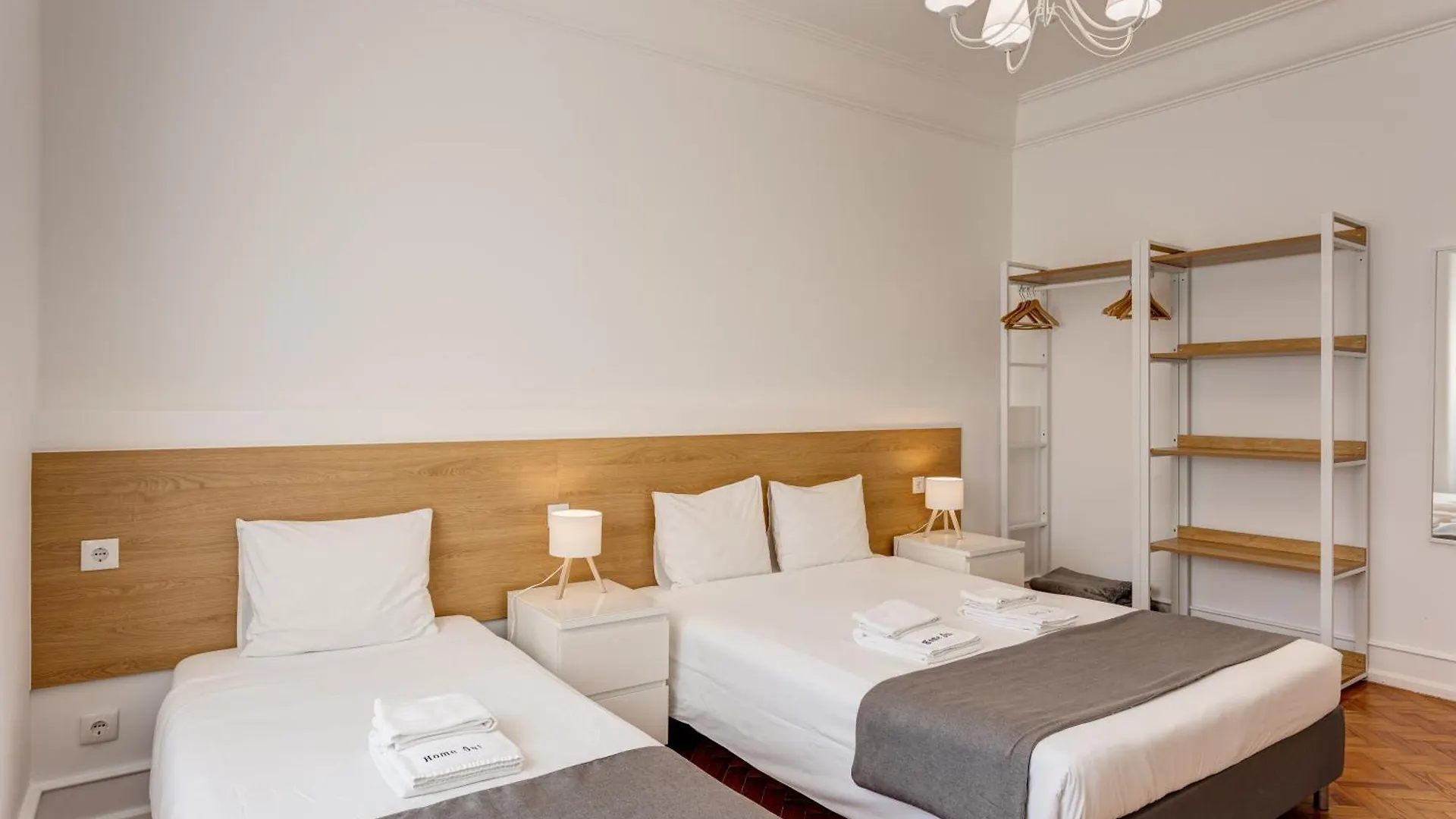 Home Out Rooms & Apartments