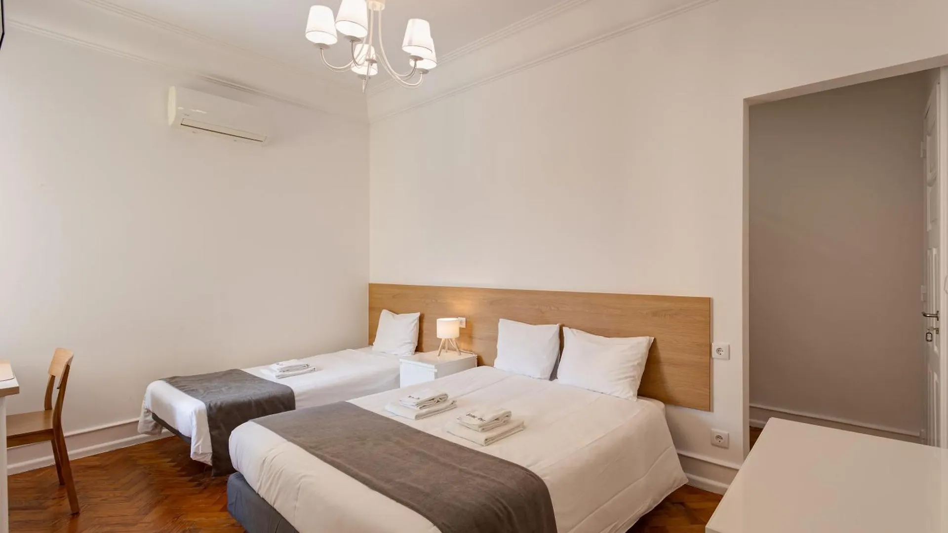 Home Out Rooms & Apartments Lisbon