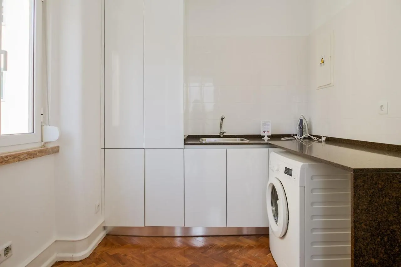 Home Out Rooms & Apartments Lisbona