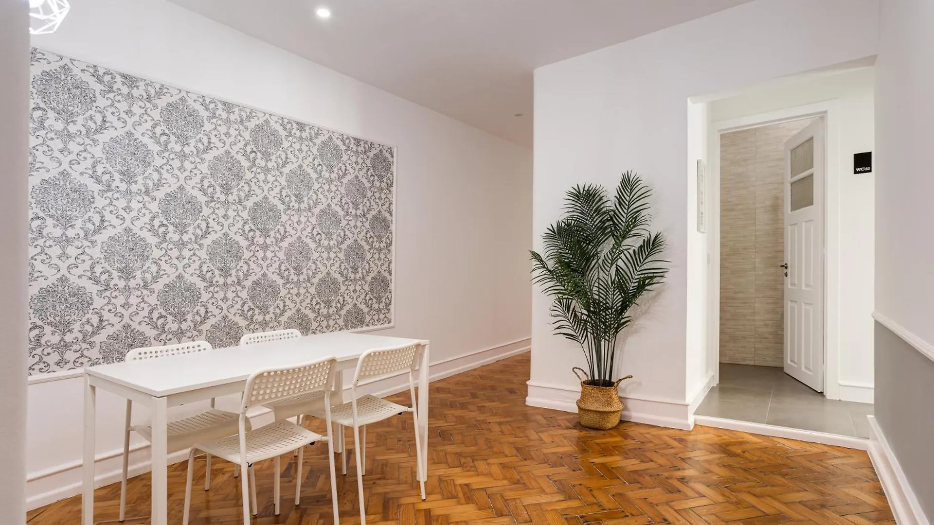 Home Out Rooms & Apartments Lisbona